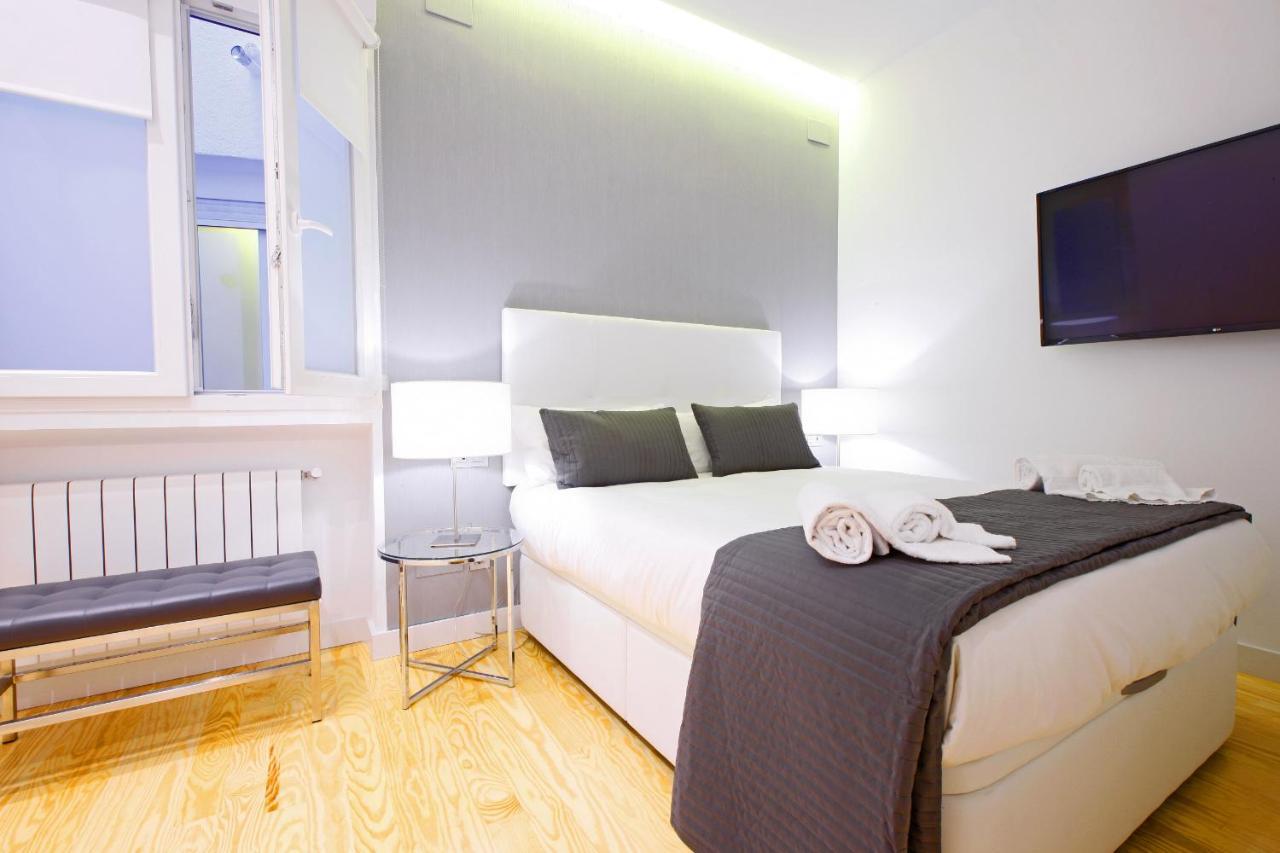 Plaza Mayor Suite Madrid Exterior photo